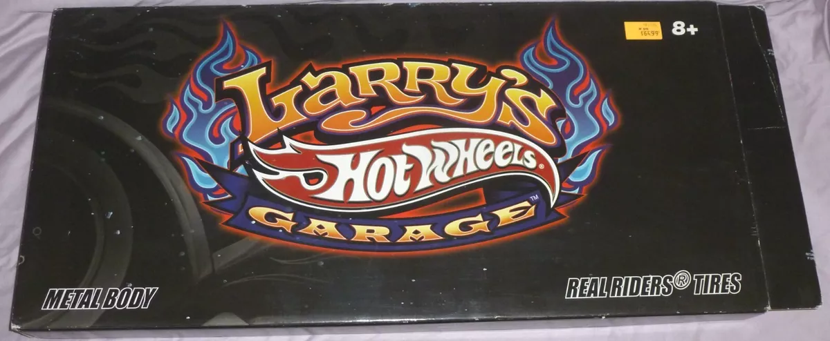 2009 HOT WHEELS Larry's Garage 21 car set open display box NO CARS See Pics