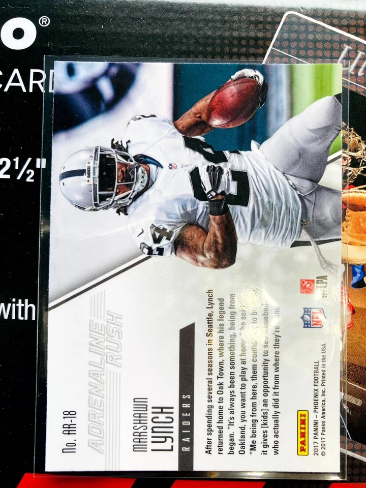 2017 PANINI PHOENIX ADRENALINE RUSH MARSHAWN LYNCH #AR-18 RAIDERS V765 - Image 2 of 2