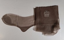 Vintage 2 Pair La Reine Seamed Stockings Full Fashioned Size 10 Dawn Color