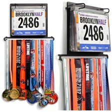 Porta medallas para correr con protección para babero - Diseño de acero