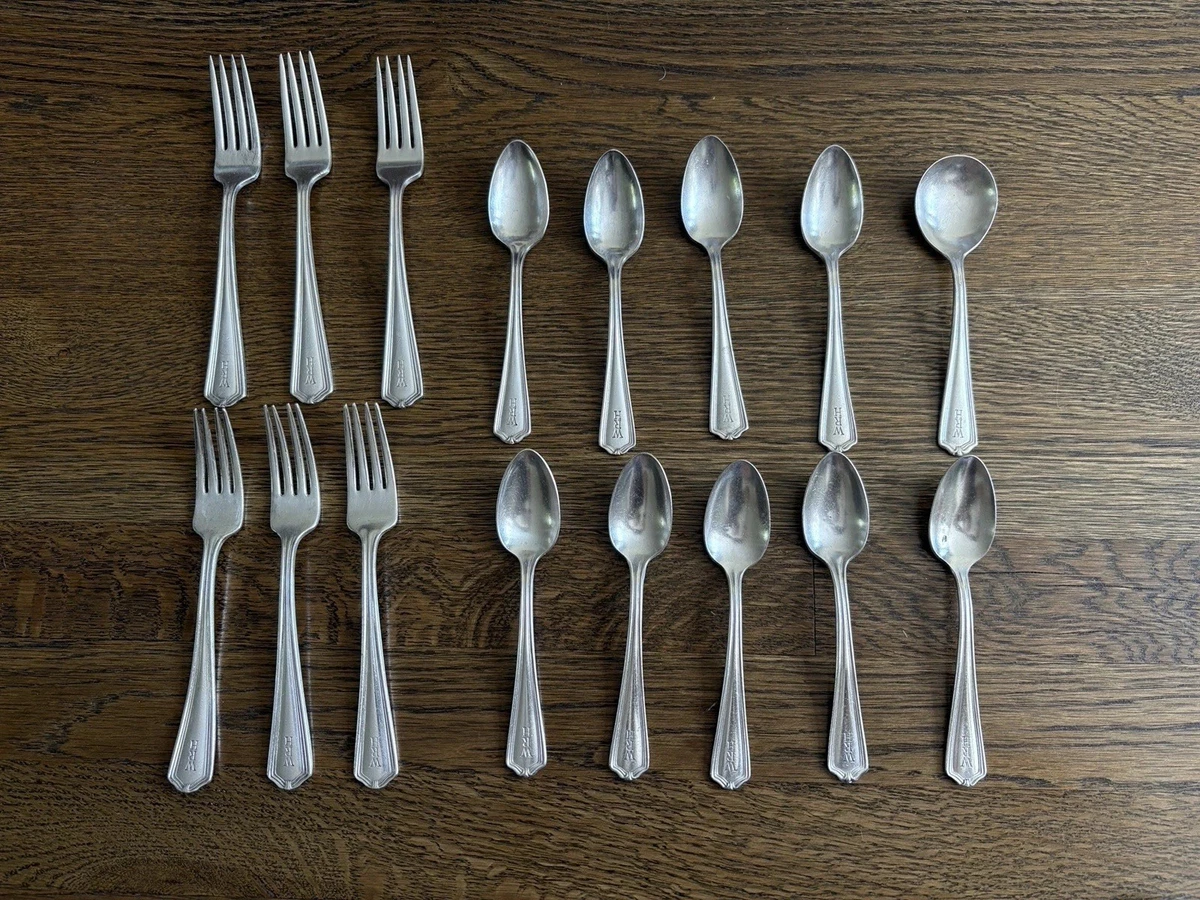 International Silver Flatware-Set Antique US Silver-Plated
