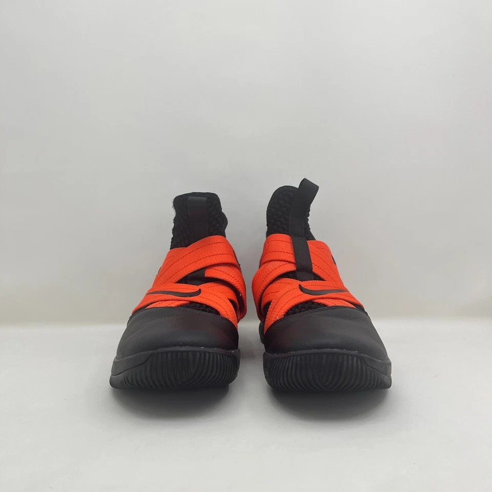 Nike LeBron Soldier 12 XII Bred Black Red Basketball AR6333-991 Men's Size 7.5 - Image 2 of 4