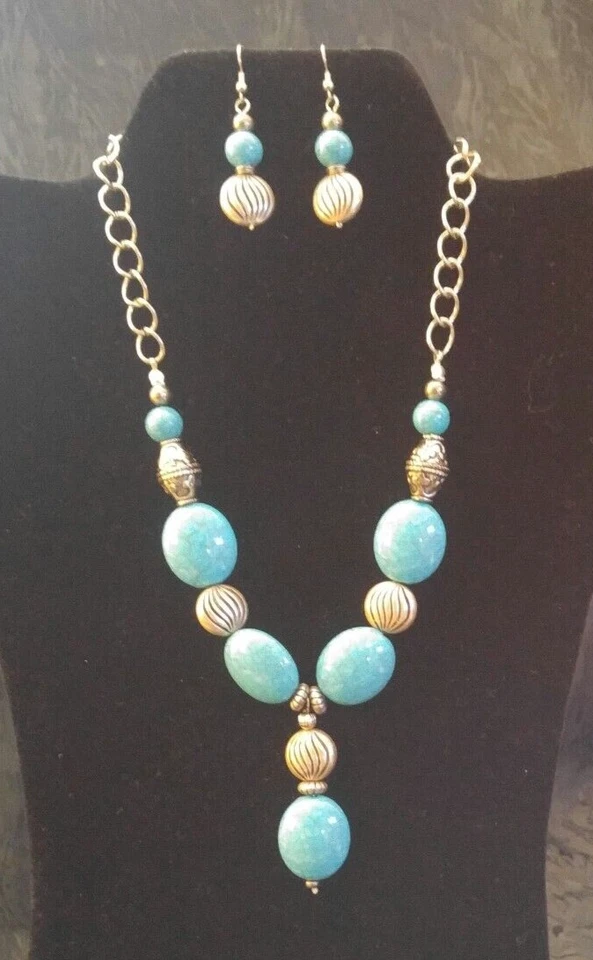 Juego de pendientes collar turquesa cuentas de plástico Boho llamativo Foto 3 de 4