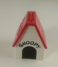 VTG Snoopy And The Peanuts Gang Small Plastic Dog House Pop Up Pictures