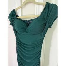 Windsor Emerald Green Scrunch Bodycon Dress nwt - Size Medium
