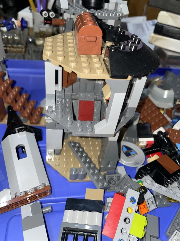 Lote de piezas Monster Fighters Crazy Scientist & Monster Vampire Castle Zombie Bride Foto 3 de 4