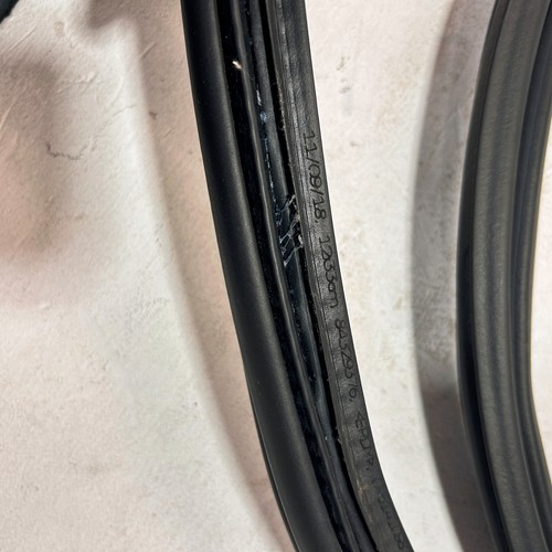 2018 - 2023 GMC TERRAIN TAILGATE LIFTGATE BACK DOOR BODY WEATHERSTRIP SEAL OEM - Picture 3 of 15