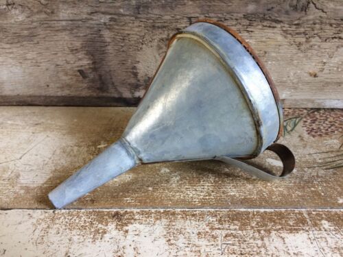 Rustic Galvanized Rusty Tin Funnel 8" Planter Vase Primitive Country Farmhouse - Picture 5 of 6