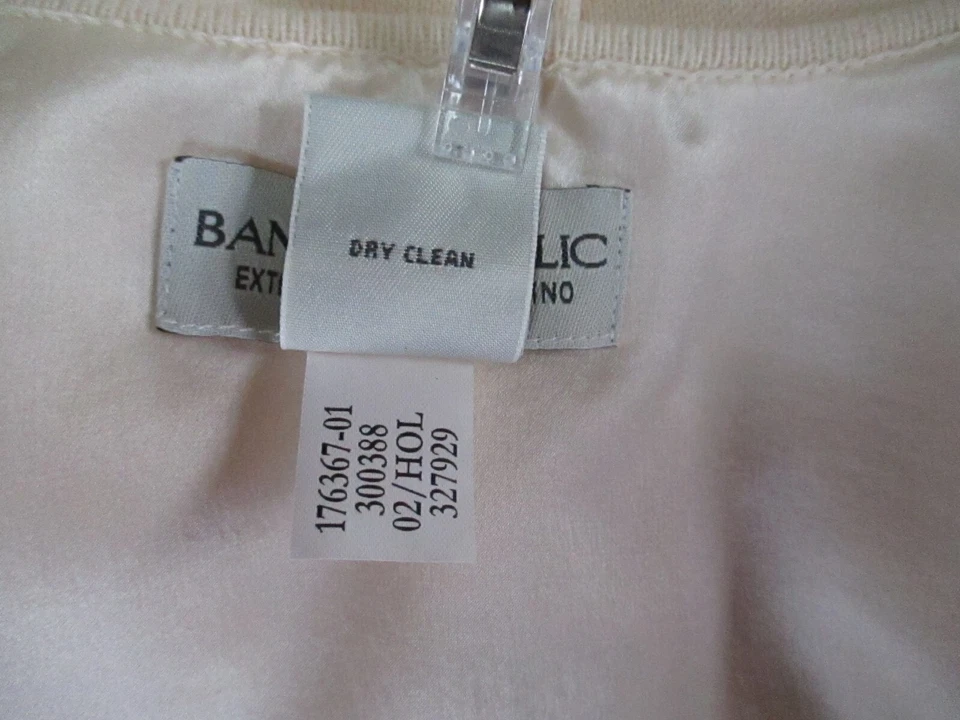 Suéter Banana Republic Mujer Merino Marfil Bordado Cuentas Forrado Seda Vacaciones Foto 4 de 4