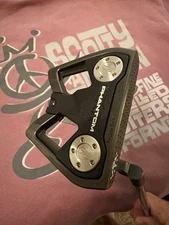 LIMITED EDITION - Scotty Cameron Phantom Black 9.2R Putter - 33” Mint Condition