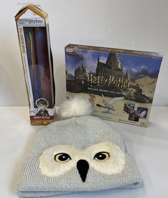Harry Potter Collector Lot: Spellbinding Wand, Deluxe Model Set & Hedwig Beanie