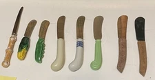 Lot of 8 "Spreaders" small and wide or thin knives,  cream cheese, spreads knife
