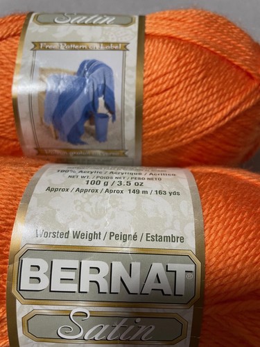 Bernat Satin Solids 2 matasse ""Tramonto"" - Nuovo - Foto 2 di 3