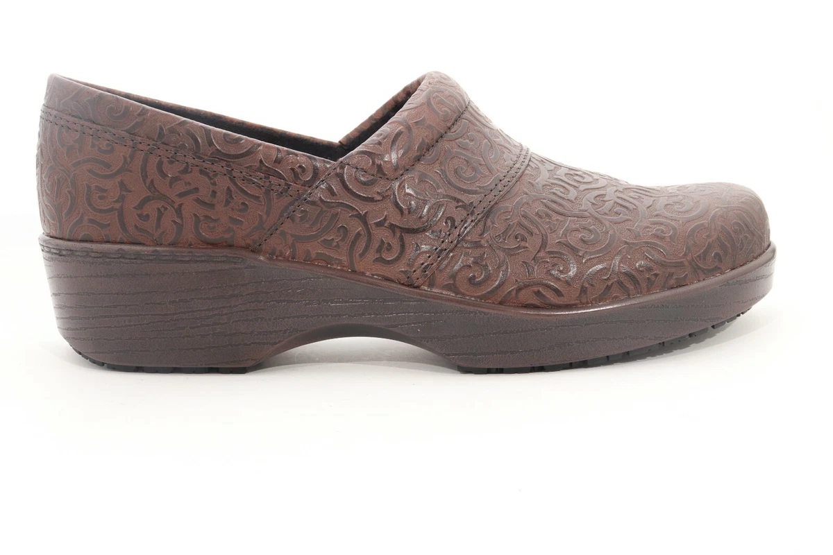 Abeo clogs sales on sale