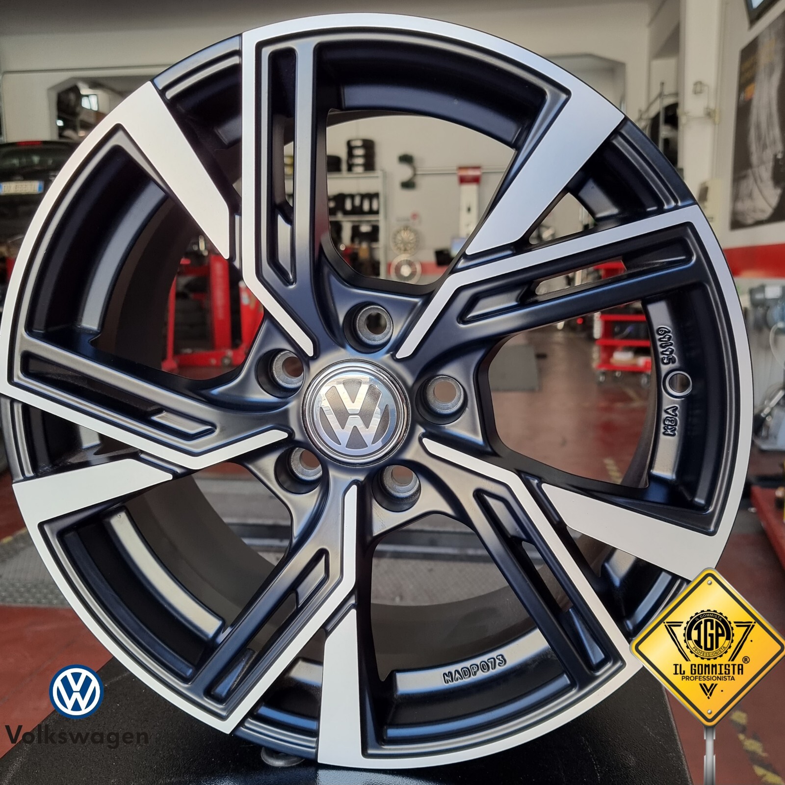 KIT 4 Cerchi In Lega 7,5 x 17" Compatibili con Volkswagen Golf 5 6 7 8 GTI R Mk