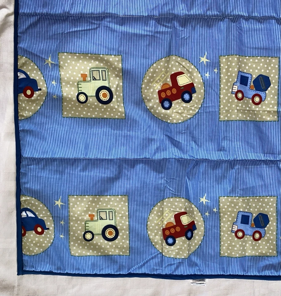 Edredón/edredón azul Dream on Me para niños para cuna o cama para niños pequeños 41"x33" camiones Foto 4 de 4