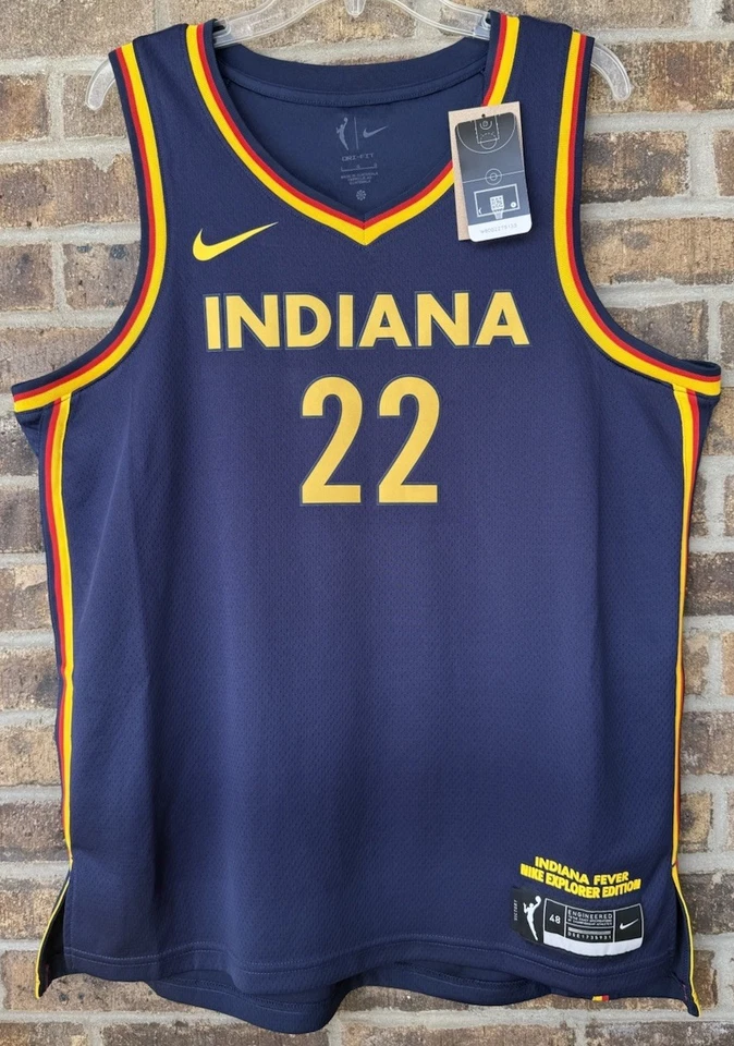Camiseta deportiva Nike Swingman firmada por Caitlin Clark con licencia oficial de Indiana PSA/DNA Foto 4 de 4