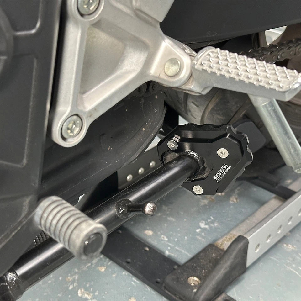 Extensión de placa de soporte lateral para Honda NC 750S 750X 700S 700X/DCT 700D Foto 3 de 4