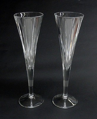 Reed & Barton SoHo Champagne Flutes Set of 2 Cut Crystal Signed Wine Glasses