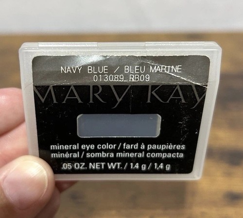 NEW Mary Kay "NAVY BLUE“ 013089 Mineral Eye Color .05 oz.