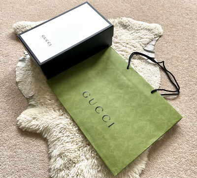 100 % authentisch GUCCI mittelgroße Geschenkbox und Tasche