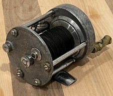 Early Pflueger Supreme Level Wind Multiplier Fishing Reel Nice!