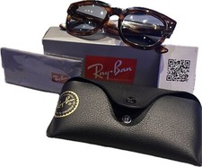 Male/Female Ray Ban Sunglasses