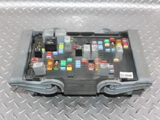 2010-2013 Chevy Silverado 1500 Pickup Engine Fuse Box with Warranty