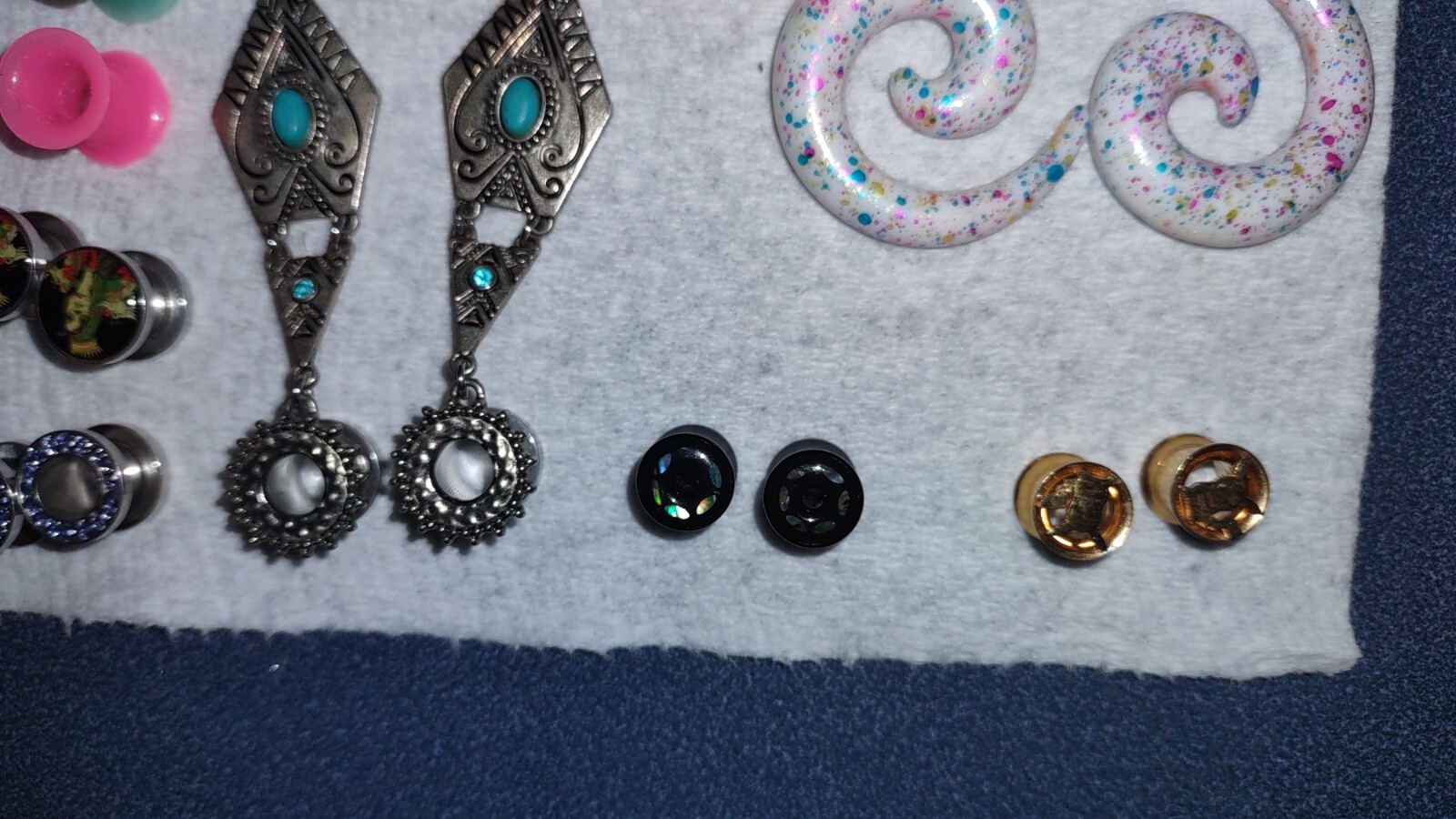 Ear Gauges - image 5