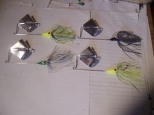 PRO- STAFF BUZZBAIT LOT OF 4-- 1/2 oz OLD STYLE LIVE FLAT LIVING RUBBER