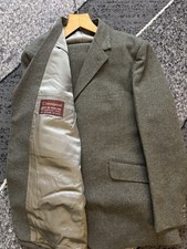 Vintage Mid-20th Century  countryman keepers  Tweed  "West of England" jacket.