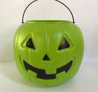 VINTAGE Plastic Pumpkin Pail Blow Mold GREEN HALLOWEEN BUCKET with Handle — photo 1