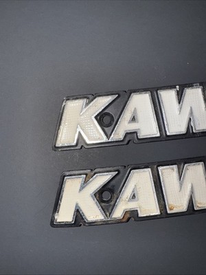 Kawasaki 1973 73 Z1 900 Z1900 OEM Early Short 122mm Tank Emblems
