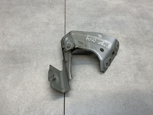 Volkswagen Polo VI 2019 Rechts Halterung Kotflügel 2G0821136 AML48180