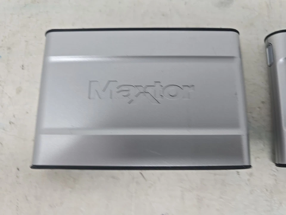 Lot of 3 Ext USB 2.0 HDD Maxtor 100GB OneTouch Mini III & Verbatim 500GB Wiped - Image 3 of 4