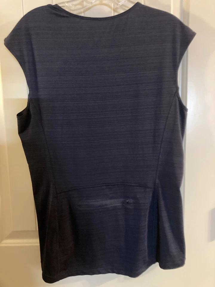 Top para mujer Athleta azul marino a rayas rendimiento de natación sin mangas L Foto 2 de 4