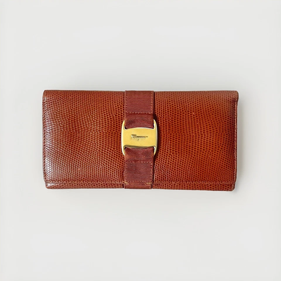 Cartera Larga Continental Vintage Ferragamo Vara Cinta Marrón Cuero Lagarto Foto 2 de 4