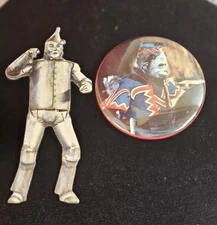 VTG Wizard Of OZ BUTTON PIN Evil Winged Monkey & Tin Man Magnet 2020 Set Htf