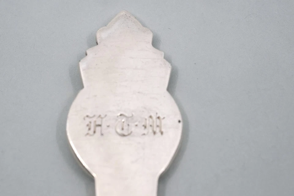 Esparcidor(s) de mantequilla Medallion (1864) de Gorham Sterling 6 1/8" ~34 g con monograma Foto 4 de 4