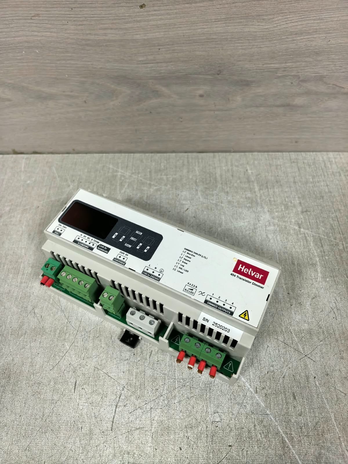 HELVAR 454 REV 8 S/W V2.40 HELVAR 454 TRANSISTOR DIMMER REV 8 S/W V2.40 100-240VAC 6