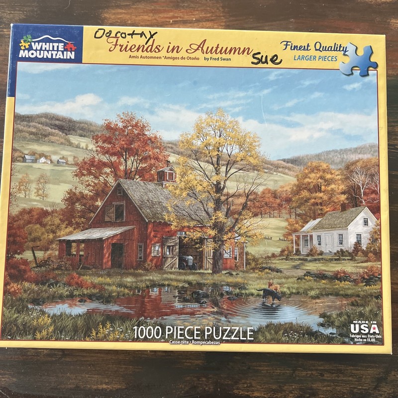 White 189PZ Mountain Friends in Autumn Puzzle - 1000 Pieces 189 2018 Fred Swan