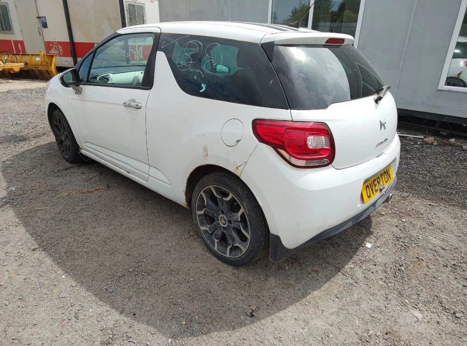 CITROEN DS3 BLACK & WHITE HDI 90 REAR VIEW MIRROR 8153LN - Image 3 of 4