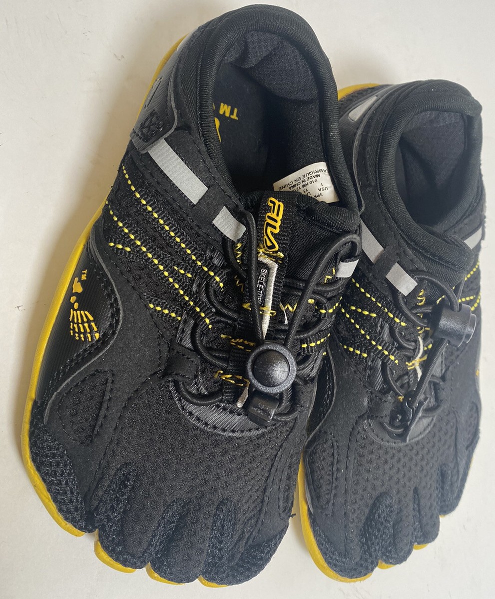 Fila Skeletoes Kid's Water Shoes Size Black/Yellow Sneakers