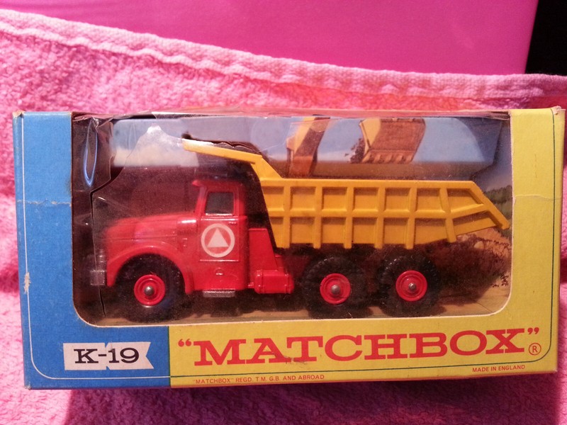 Matchbox K-19 King Size  Scammell Tipper Truck in Original Box