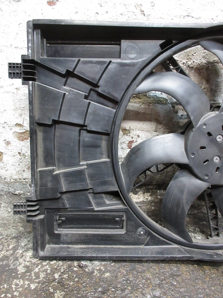 2020 VW TOURAN R-LINE DSG 2.0TDI AUTO MK2 5DRS MPV COOLING FAN (DFGC) - Image 2 of 4