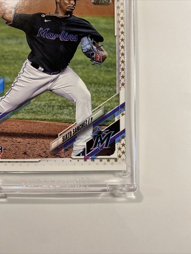 Sixto Sanchez /P Marlins RC | 2021 Series 1 Gold Star Parallel Rookie Card #25 - Picture 6 of 7
