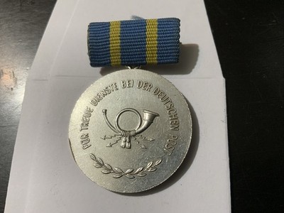 1976-89 EAST GERMAN SILVER-MEDAL GDR-DDR FOR FAITHFUL SERVICE IN THE GERMAN POST