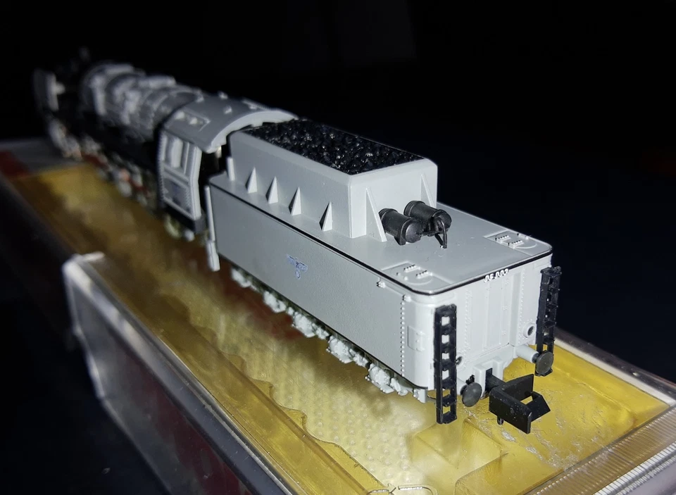 Arnold 2205 Schnellzug-Schlepptenderlok der BR 05.003 grau ; der DR ,Spur N, - Bild 4 von 4