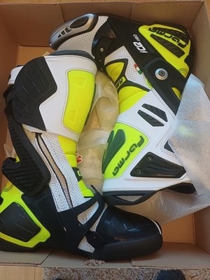 Forma ICE PRO FLOW Motorcycle Boots EU size 41 White Fluo Yellow