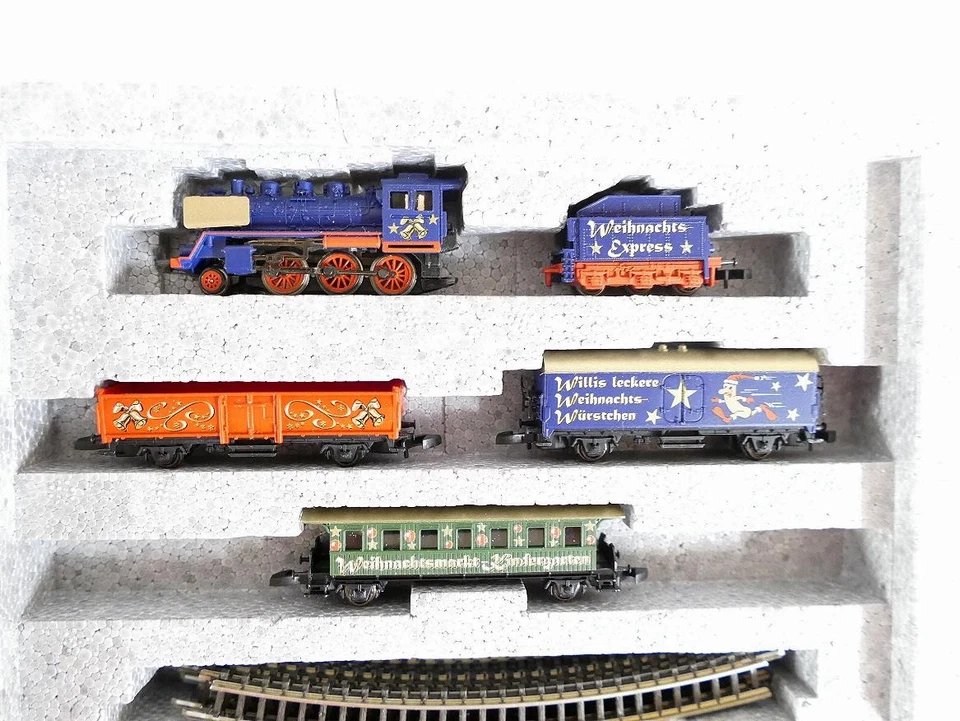 🇩🇪 Märklin mini club Spur Z.. 81841 Startpackung " Weihnachtszug " - Bild 2 von 4